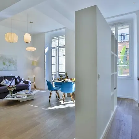 Liberte - Spacious Center W Ac